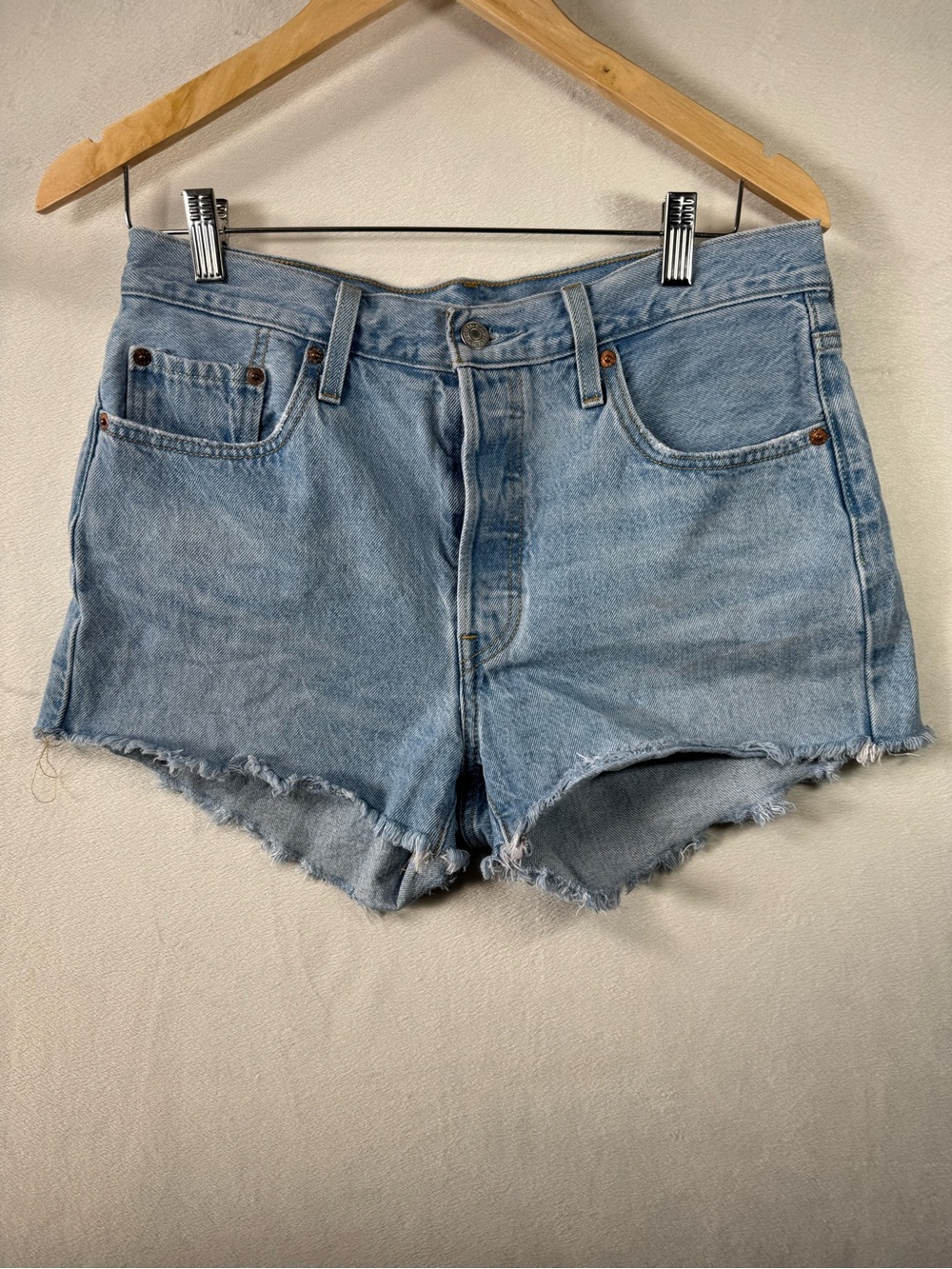 Levi's 501 Light Blue Denim Cutoff Shorts size 29